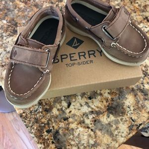 Sperry boat shoes